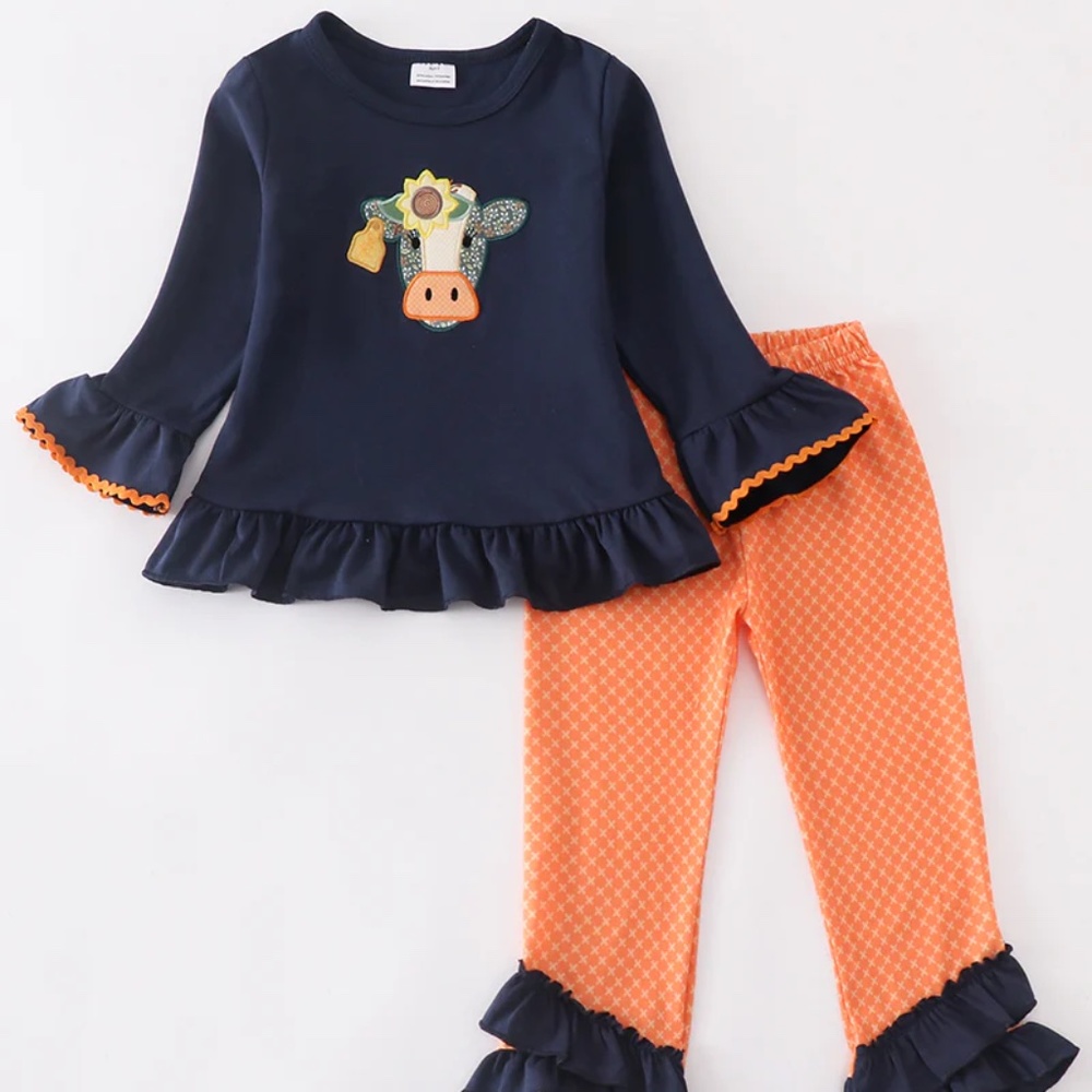 Honeydew Boutique Navy cow applique ruffle girl’s 2 piece set
